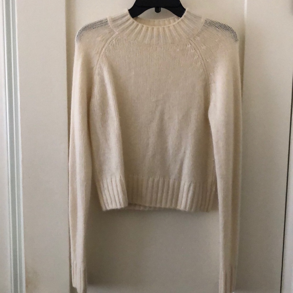 Vince Cashmere Cropped Long Sleeve Sweater